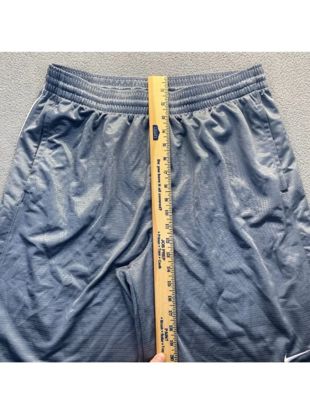 Nike Shorts Mens Medium Silver Training Workout Elastic Waist Work Size XL